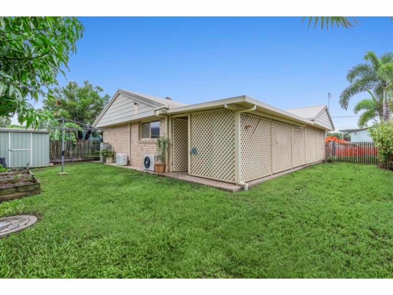 77 Leamington Street, Berserker QLD 4701